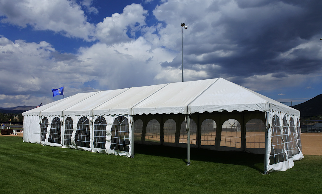 Tent for rent in every season in Denver