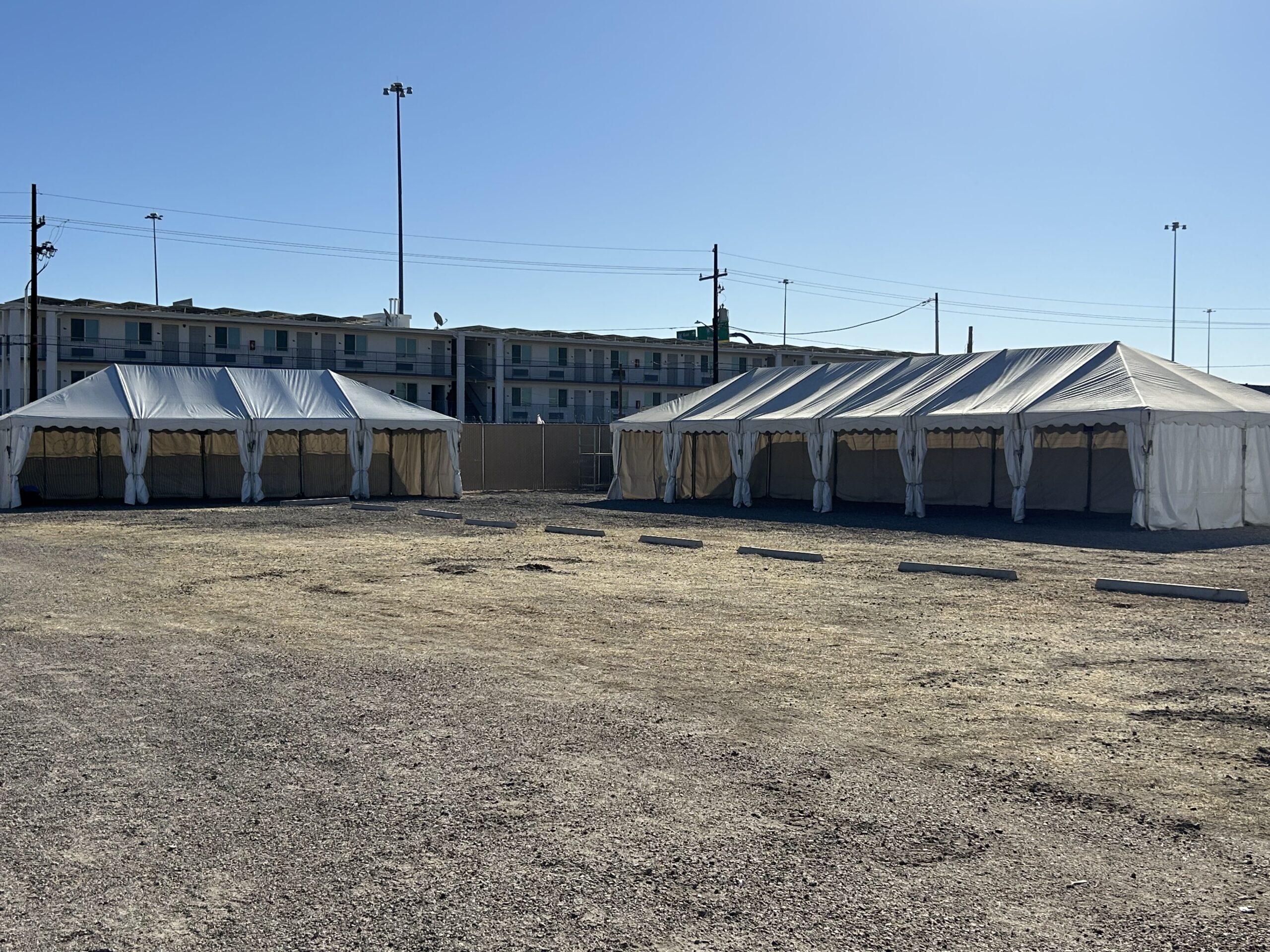 Using Tent Rentals to Create Functional Outdoor Event Space