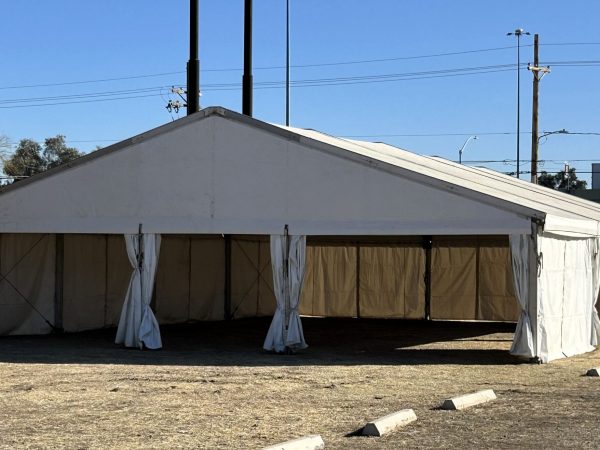 Super Tent (1)